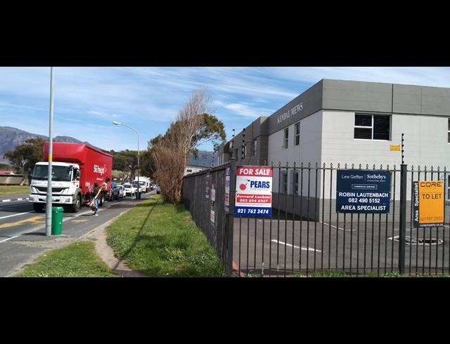 71M² OFFICE RENTED IN DIEP RIVER